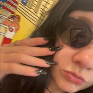 Meet your Posher, Harper